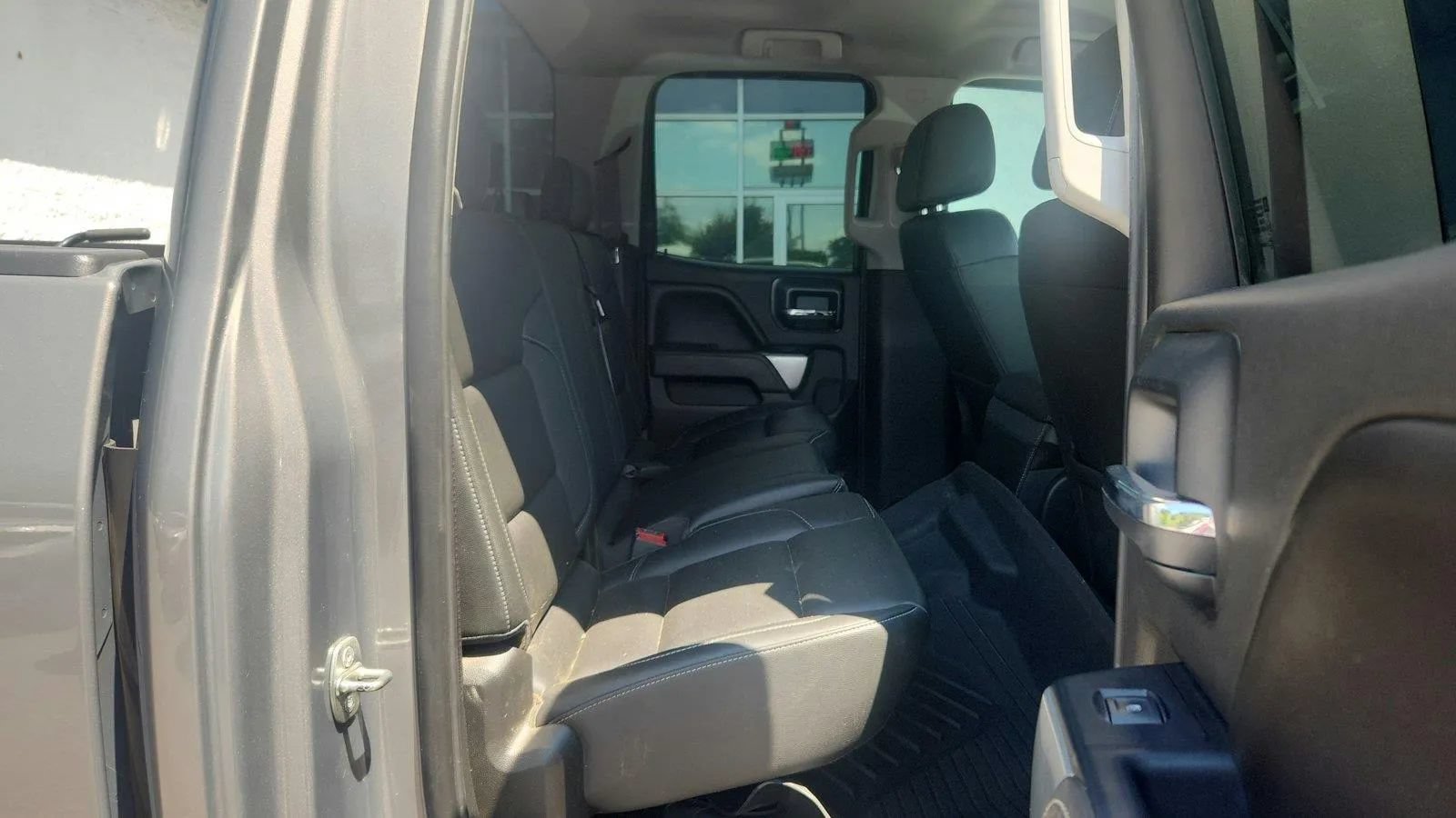 Used 2017 Chevrolet Silverado 2500 LTZ w/ LTZ Plus Package AWD/4WD image 9