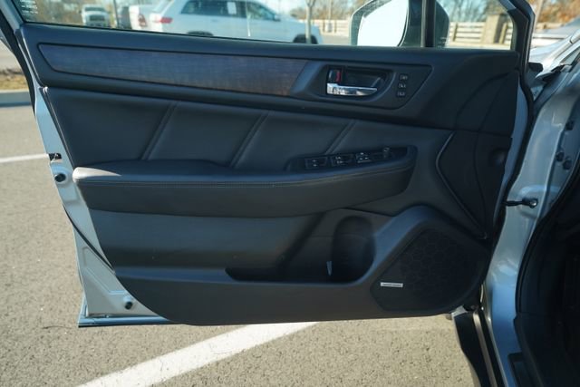 Used 2018 Subaru Outback 3.6R Limited image 15