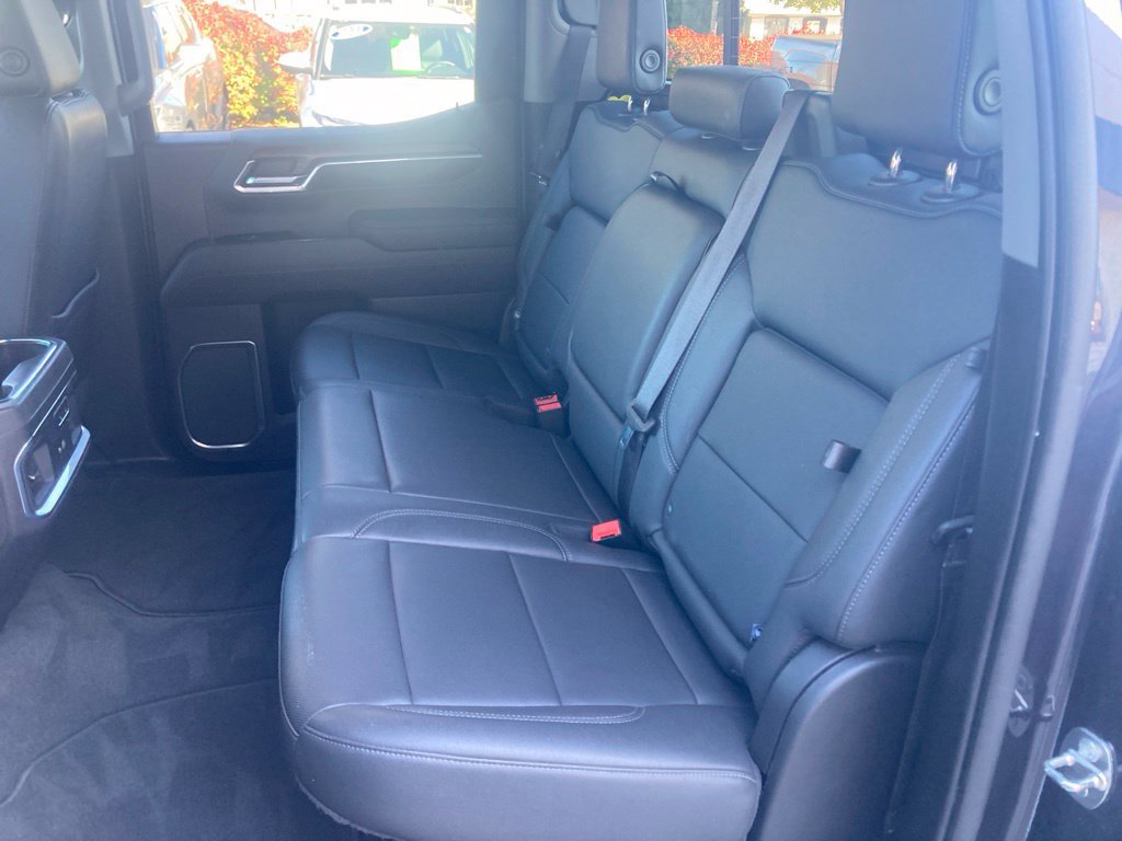 Used 2022 GMC Sierra 1500 SLT w/ SLT Premium Plus Package AWD/4WD image 14