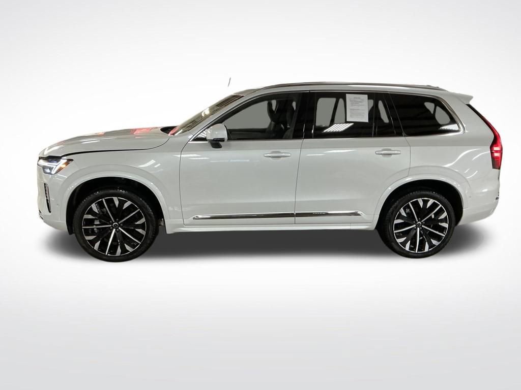 Used 2025 Volvo XC90 B6 Plus w/ Protection Package Premier image 2