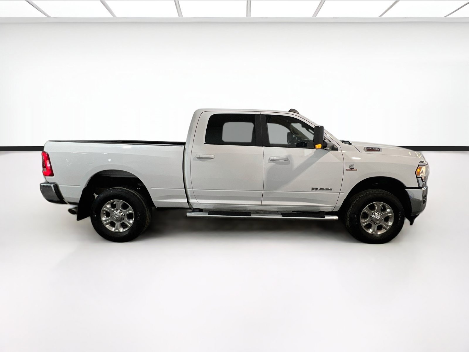 Used 2020 RAM 2500 Big Horn w/ Level 2 Equipment Group AWD/4WD image 23