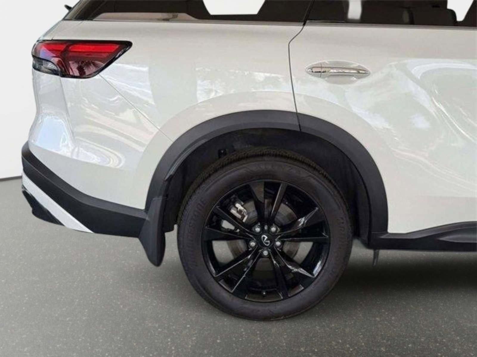 Used 2025 INFINITI QX60 Luxe image 17