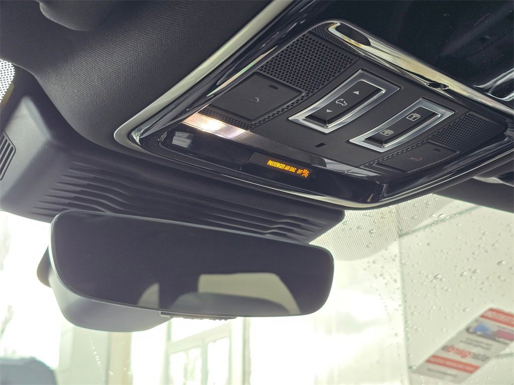 New 2026 Land Rover Range Rover Velar Dynamic SE image 15