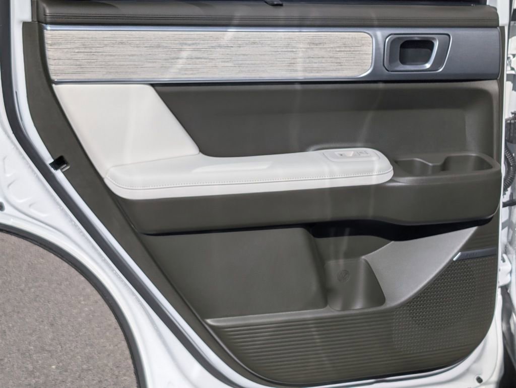 New 2025 Hyundai Santa Fe Calligraphy image 25