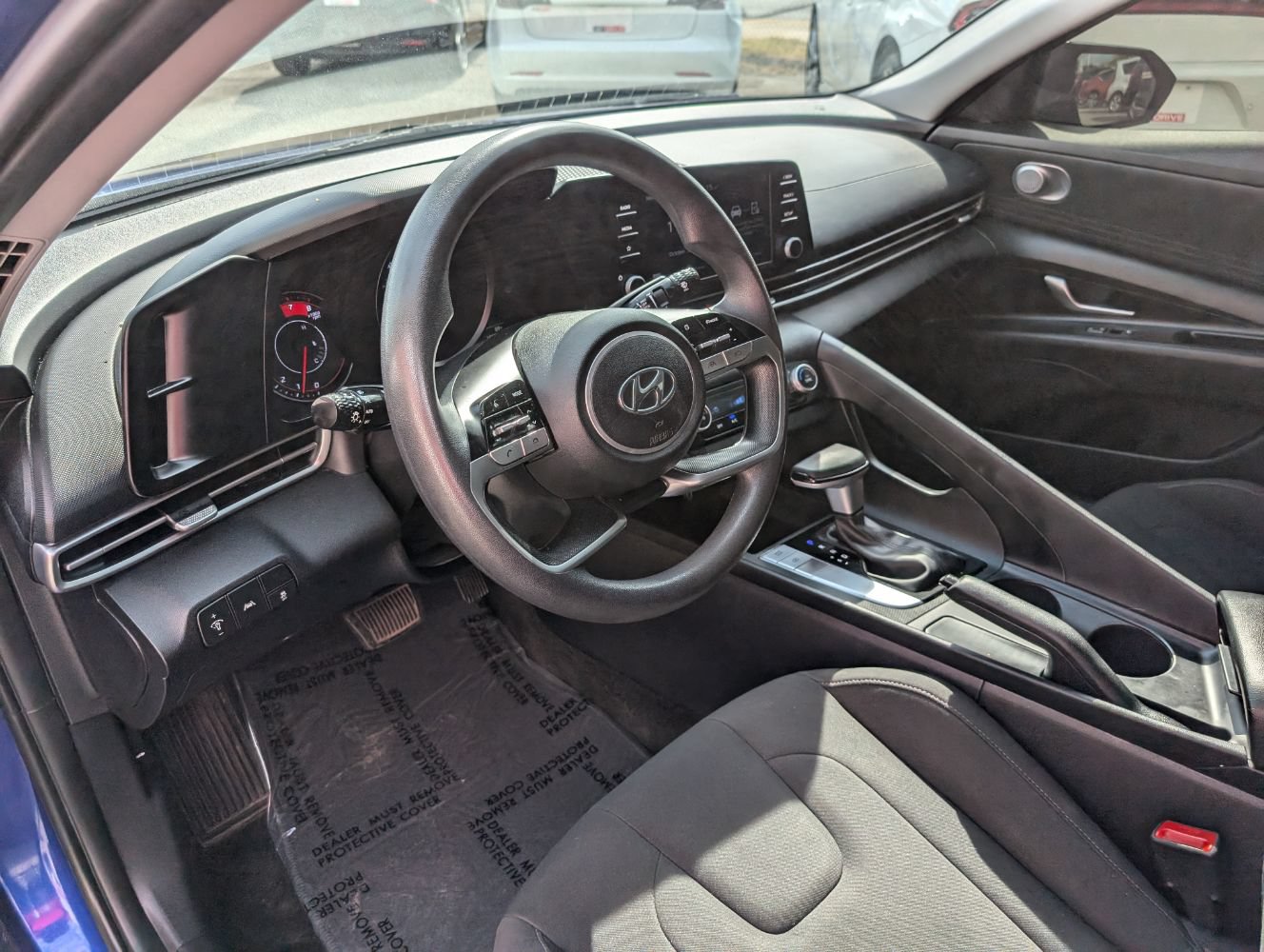 Used 2022 Hyundai Elantra SEL FWD image 12