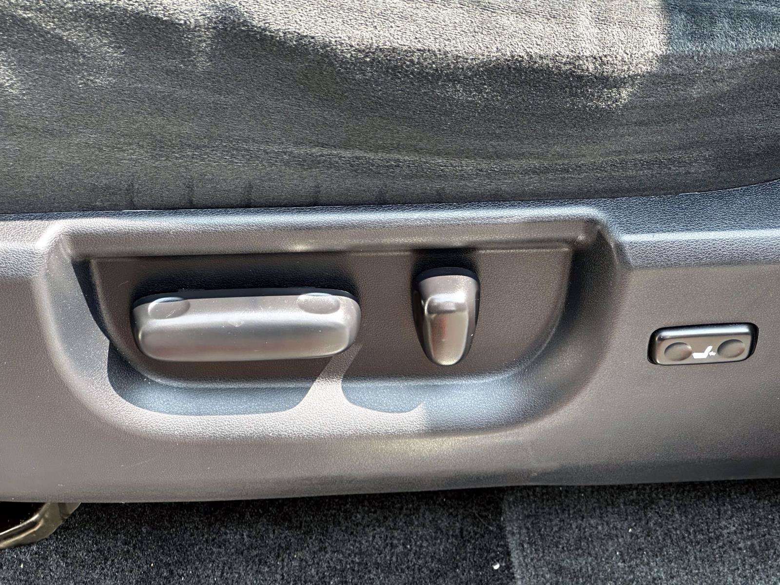 Certified 2018 Toyota Sequoia TRD Sport AWD/4WD image 14