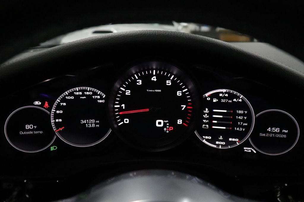 Used 2020 Porsche Panamera image 37