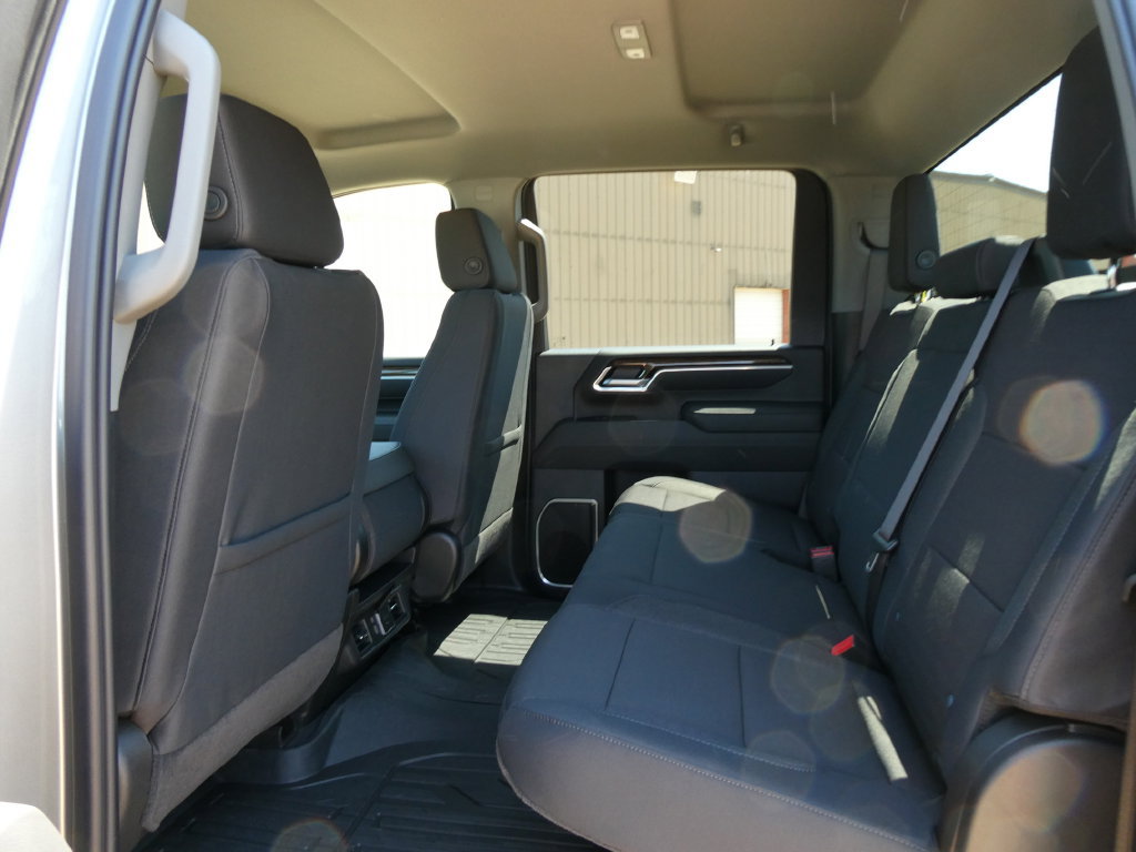New 2026 GMC Sierra 2500 SLE w/ SLE Value Package; AWD/4WD image 16