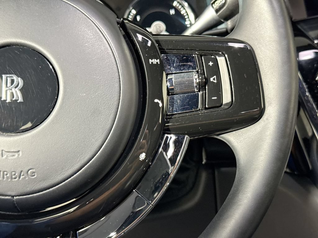 Used 2020 Rolls-Royce Cullinan AWD/4WD image 32