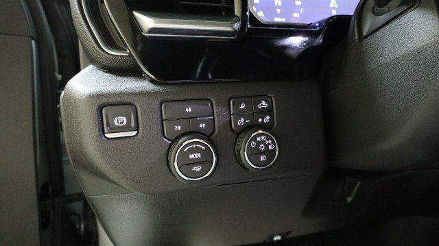 Used 2026 Chevrolet Silverado 2500 LT w/ All Star Edition AWD/4WD image 22