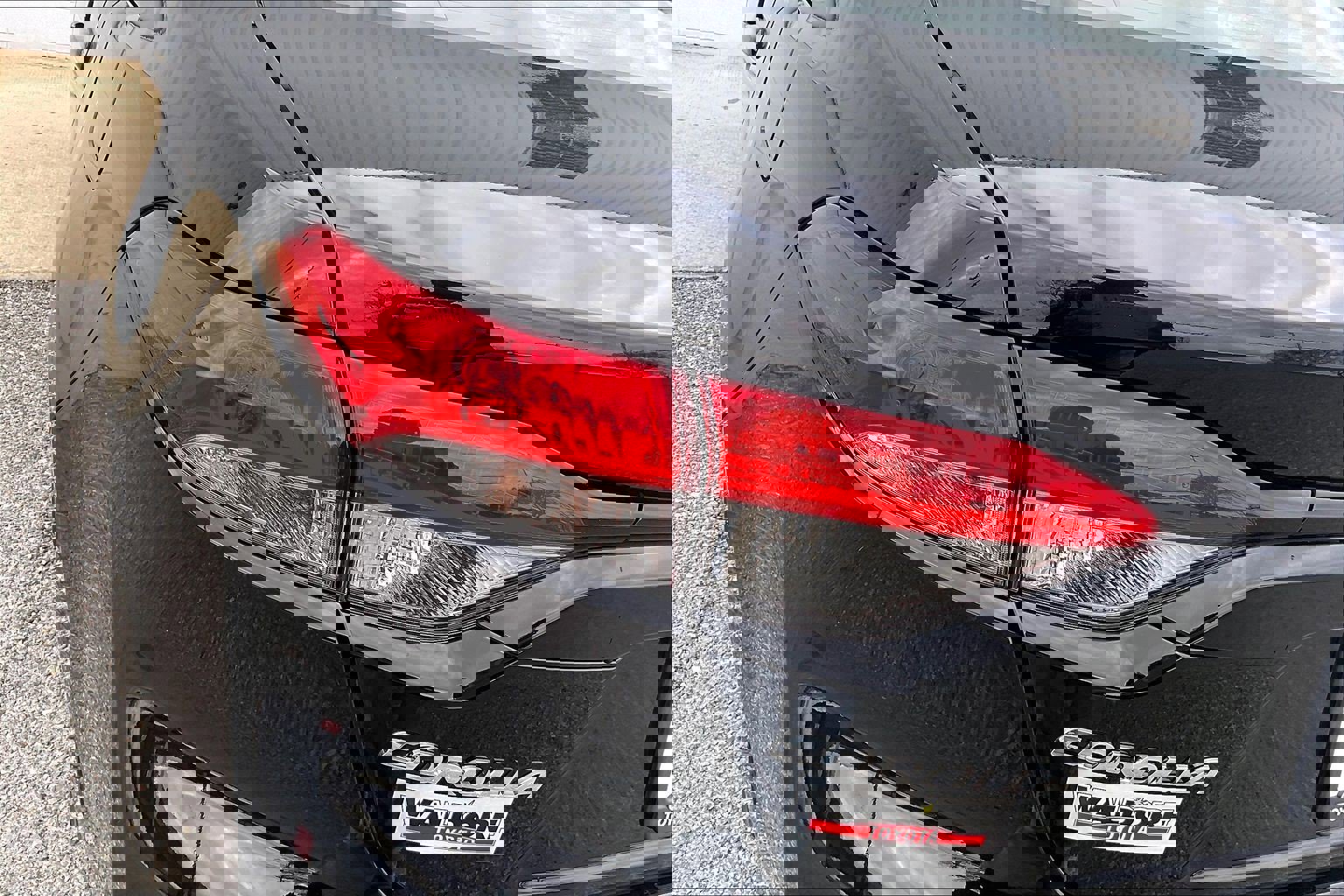 Used 2025 Toyota Corolla LE image 33