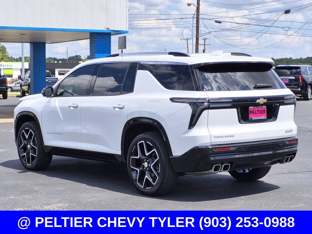 Used 2025 Chevrolet Traverse High Country FWD image 4