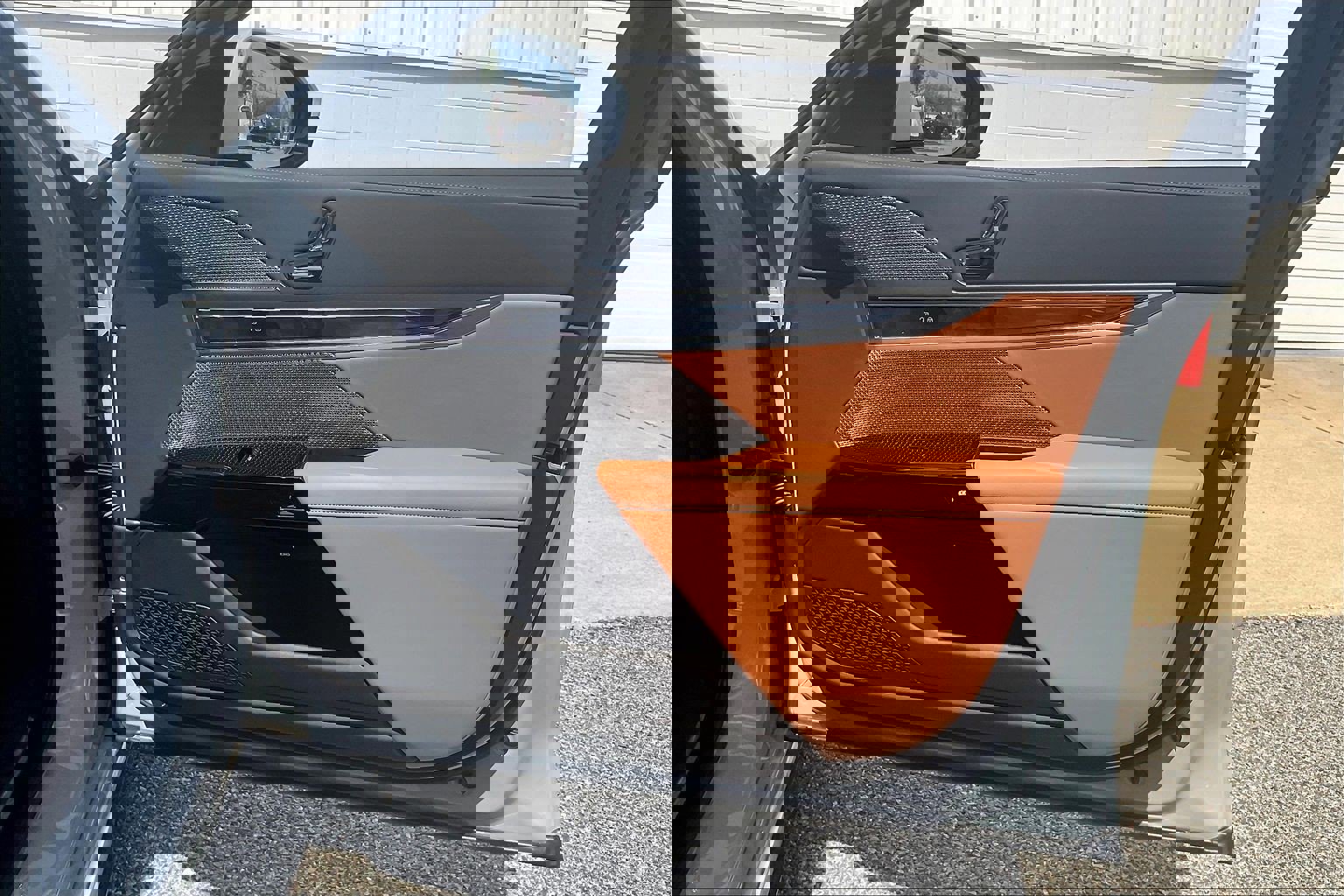 Used 2024 BMW 740i w/ Premium Package 2 image 29