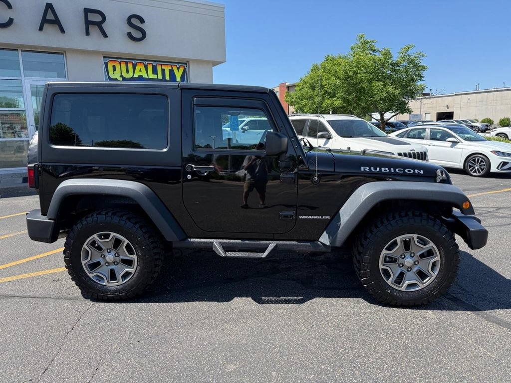 Used 2017 Jeep Wrangler Rubicon w/ Trailer Tow Group AWD/4WD image 2