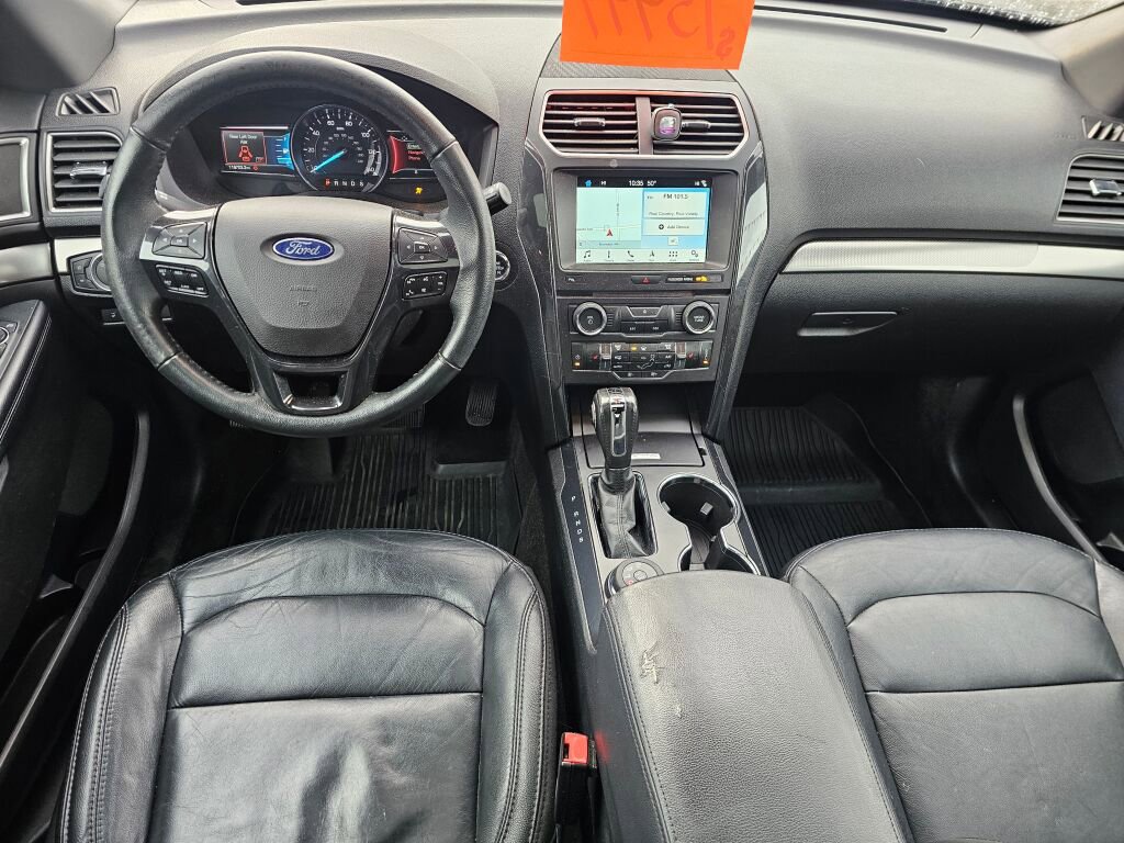 Used 2018 Ford Explorer XLT w/ Equipment Group 202A image 24