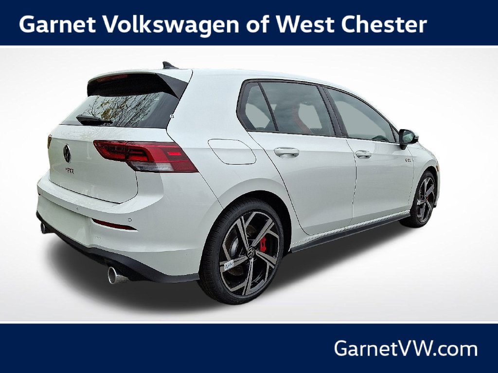 New 2026 Volkswagen GTI SE FWD image 4