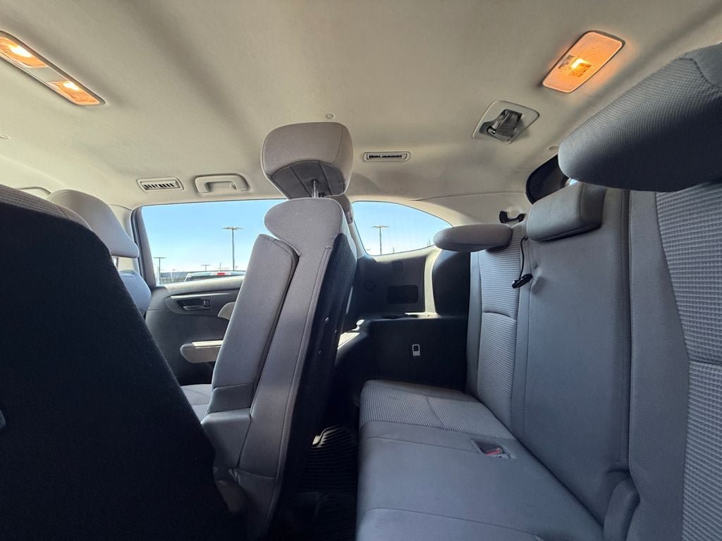 Used 2021 Toyota Highlander L AWD/4WD image 33