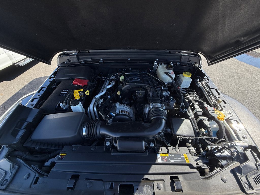 Used 2023 Jeep Gladiator Sport AWD/4WD image 25