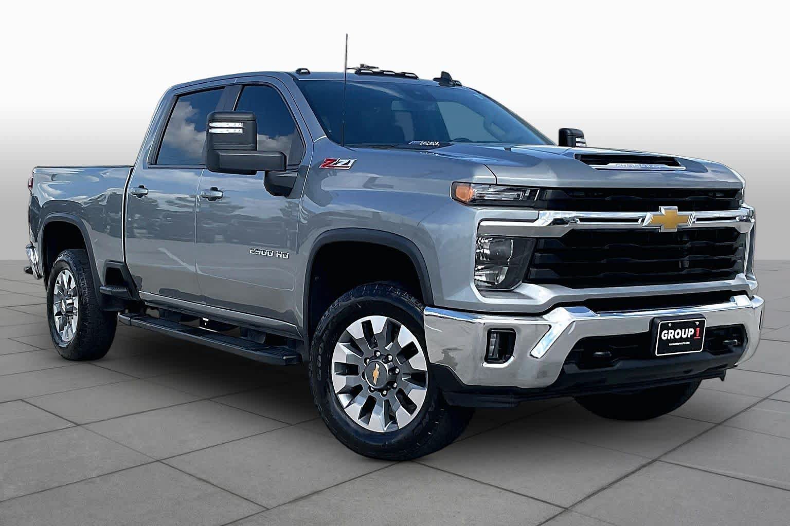 Certified 2024 Chevrolet Silverado 2500 LT AWD/4WD image 3