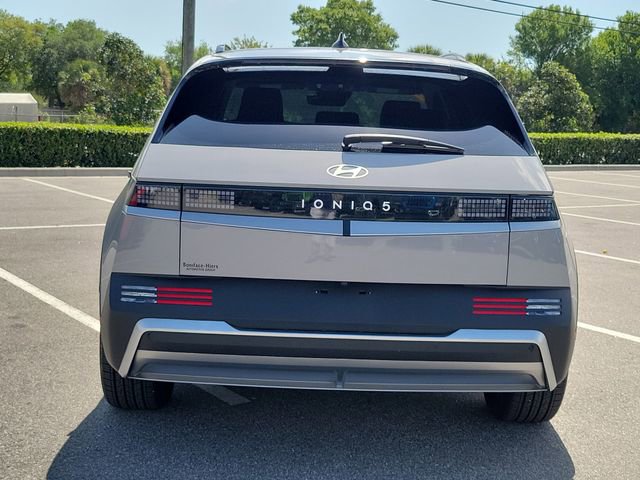 Used 2025 Hyundai Ioniq 5 SEL image 5