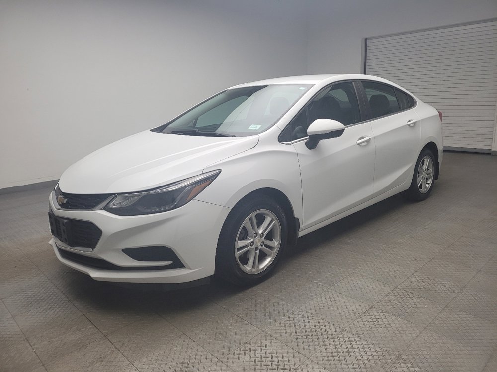 Used 2016 Chevrolet Cruze LT w/ Convenience Package image 2