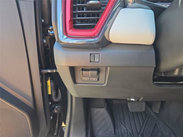 Used 2024 GMC Canyon AT4X AWD/4WD image 34
