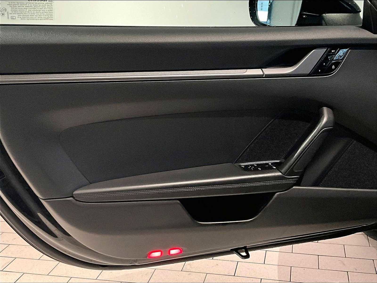 Used 2020 Porsche 911 Carrera image 26