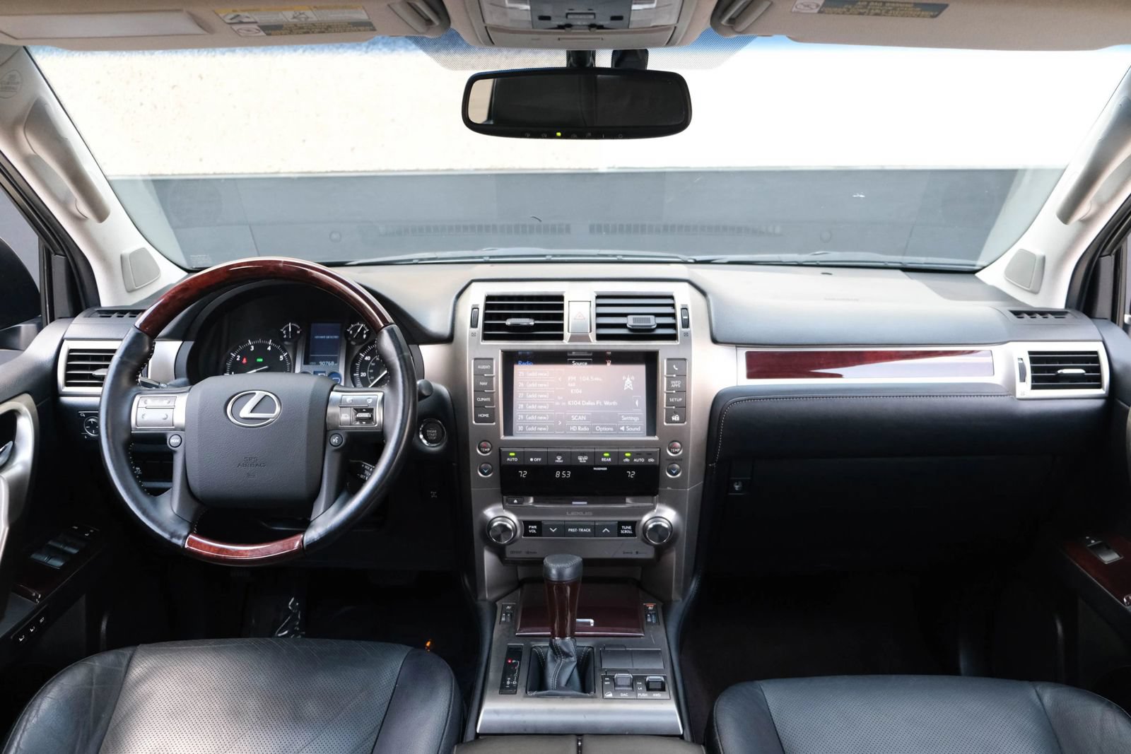 Used 2017 Lexus GX 460 Premium w/ Premium Package AWD/4WD image 36