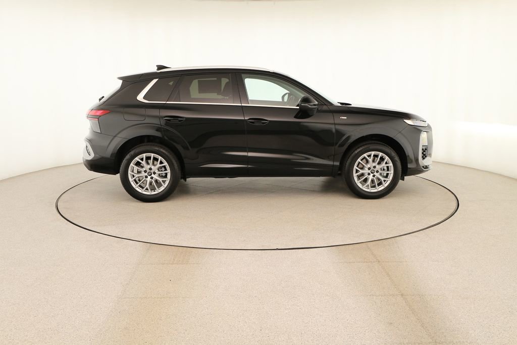 New 2026 Audi Q3 quattro 2.0T AWD/4WD image 8
