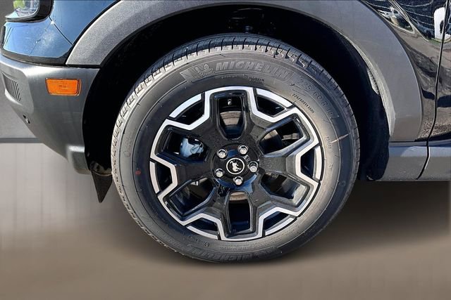 New 2025 Ford Bronco Sport Outer Banks w/ Outer Banks Tech Package+ image 11