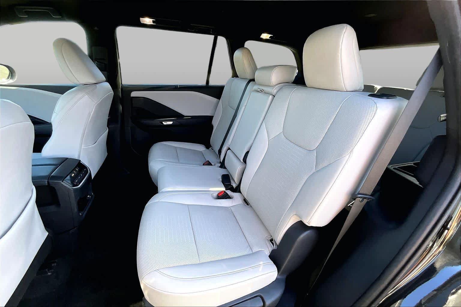 Certified 2024 Lexus TX 350 AWD w/ Cold Weather Package image 18