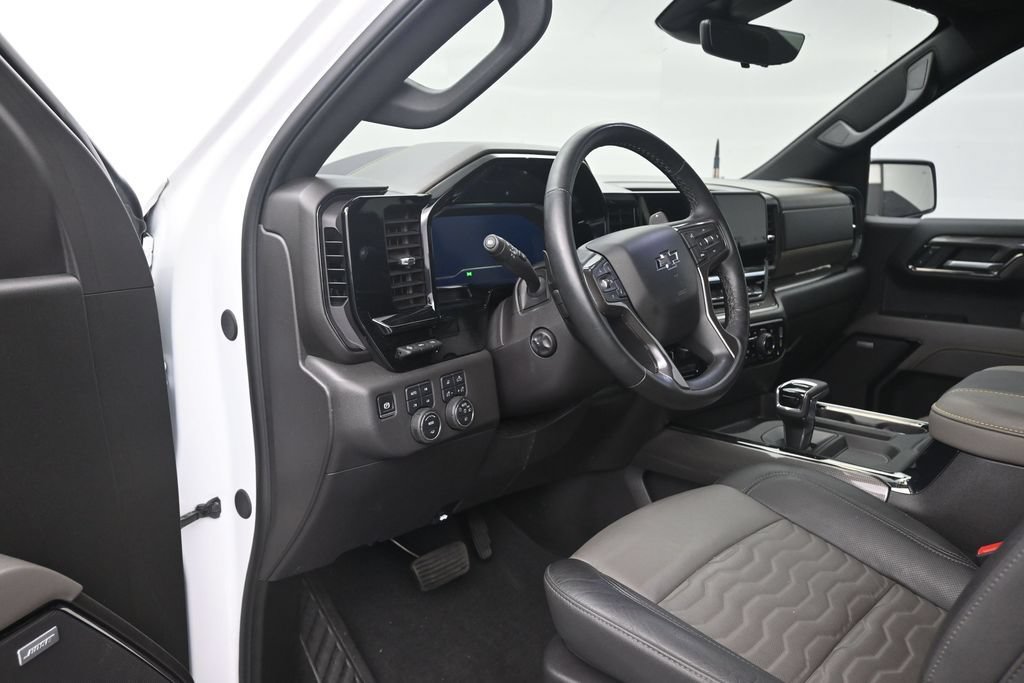 Used 2024 Chevrolet Silverado 1500 ZR2 w/ Technology Package AWD/4WD image 11