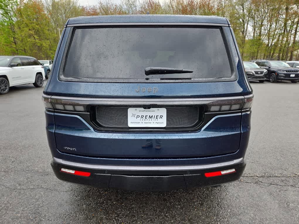 New 2026 Jeep Grand Wagoneer Limited AWD/4WD image 5