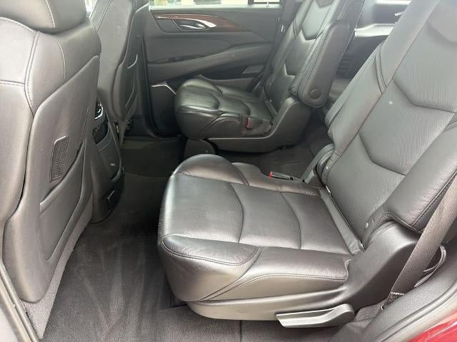 Used 2020 Cadillac Escalade Premium Luxury AWD/4WD image 21