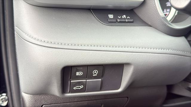 Certified 2026 Toyota Highlander XLE AWD/4WD image 16
