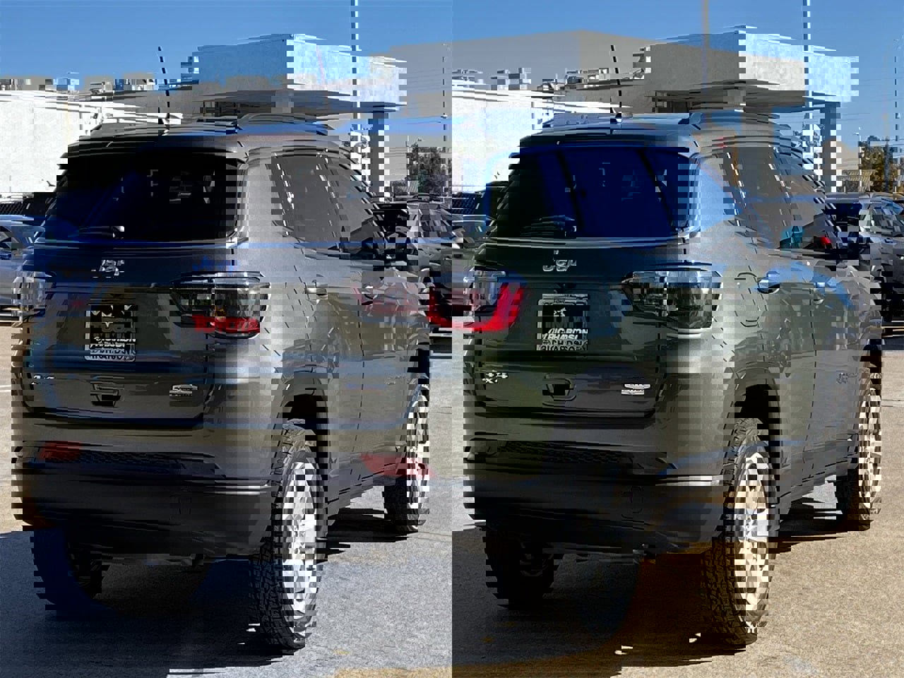 Used 2020 Jeep Compass Latitude w/ Cold Weather Group image 4