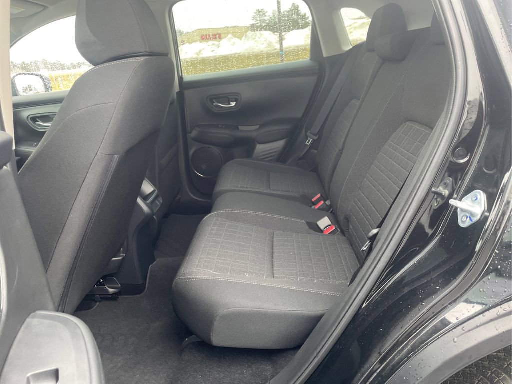 Used 2025 Honda HR-V LX image 10