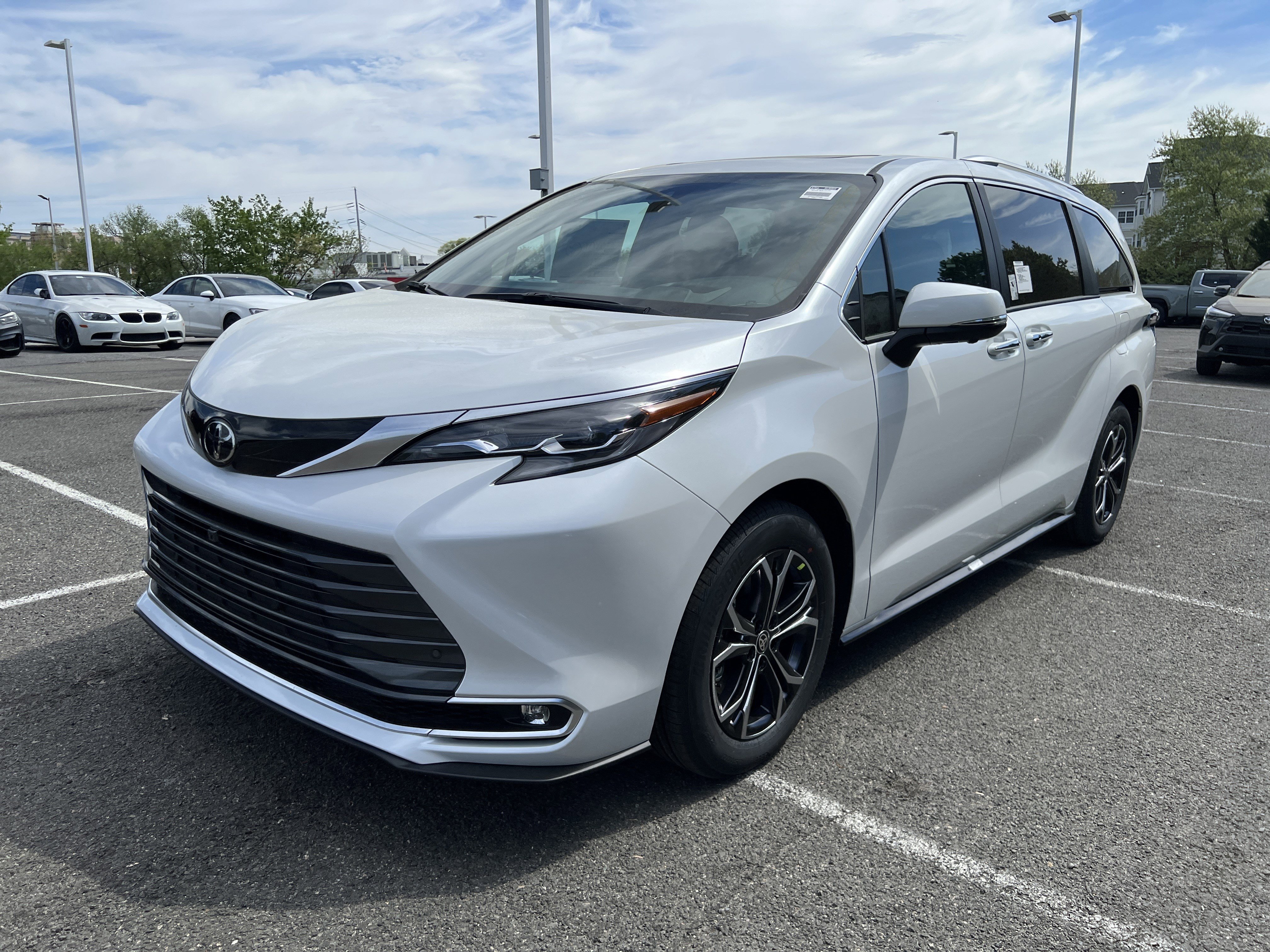 New 2026 Toyota Sienna Platinum