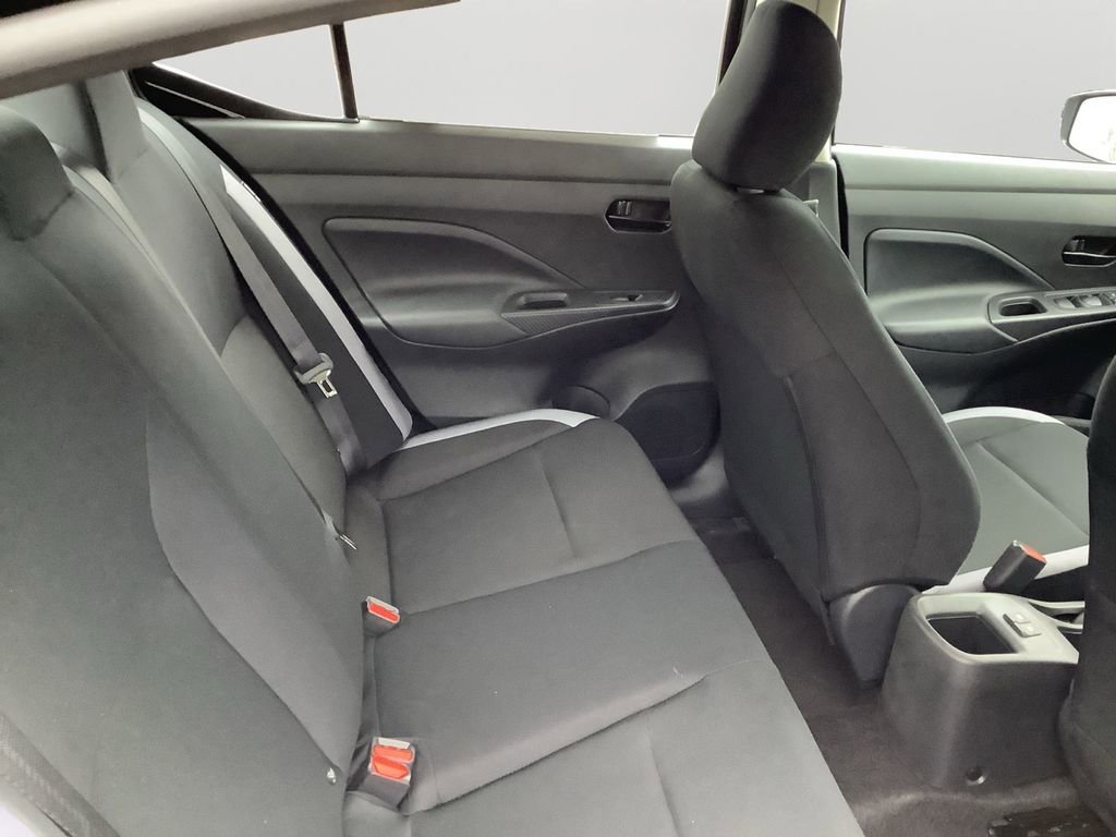 Used 2025 Nissan Versa S w/ Trunk Package image 13