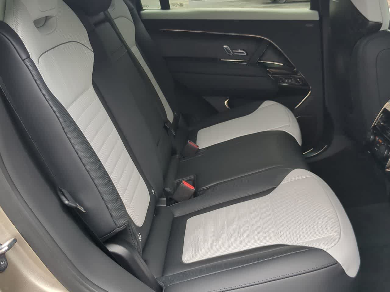 New 2026 Land Rover Range Rover Sport SV AWD/4WD image 21