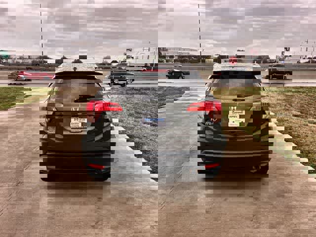 Certified 2017 Honda HR-V EX-L image 6