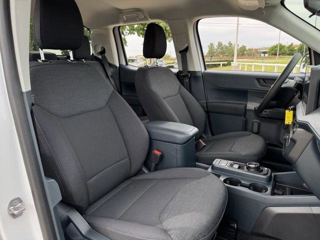 Used 2025 Ford Maverick XL w/ Equipment Group 102A AWD/4WD image 32