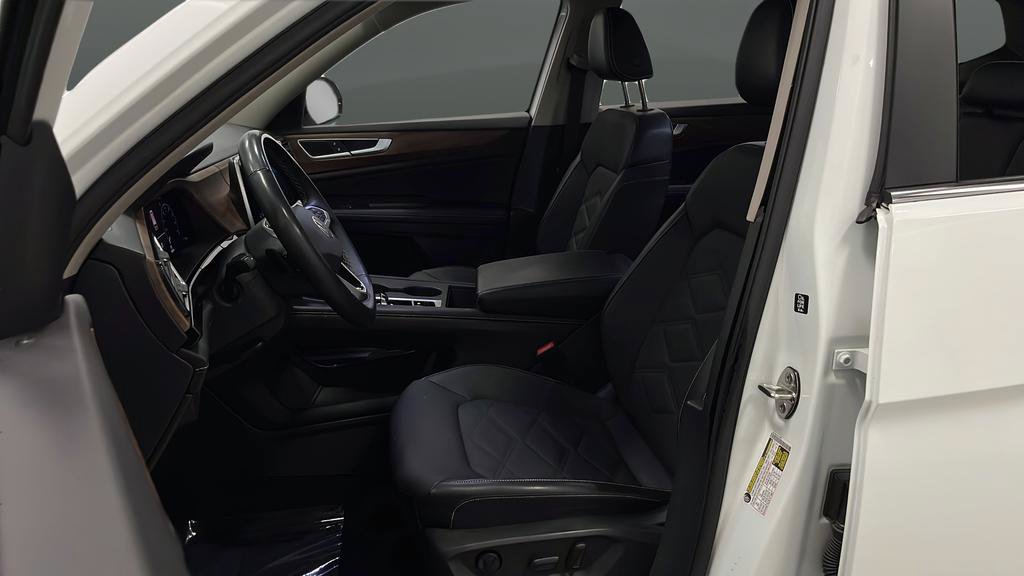 Used 2024 Volkswagen Atlas SE AWD/4WD image 9