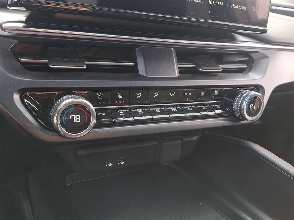 Used 2024 Acura ZDX A-Spec image 18