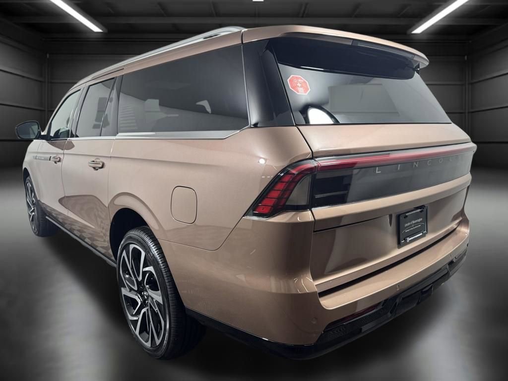 New 2026 Lincoln Navigator L Black Label AWD/4WD image 4