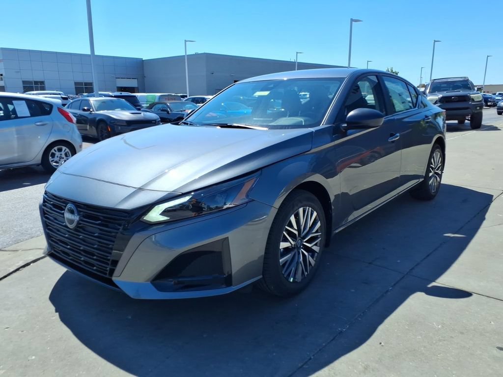 New 2026 Nissan Altima 2.5 SV AWD/4WD image 4