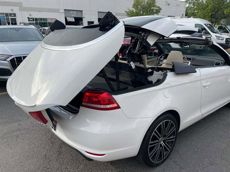 Used 2014 Volkswagen Eos FWD image 95