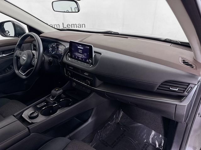 Used 2023 Nissan Rogue SV image 29