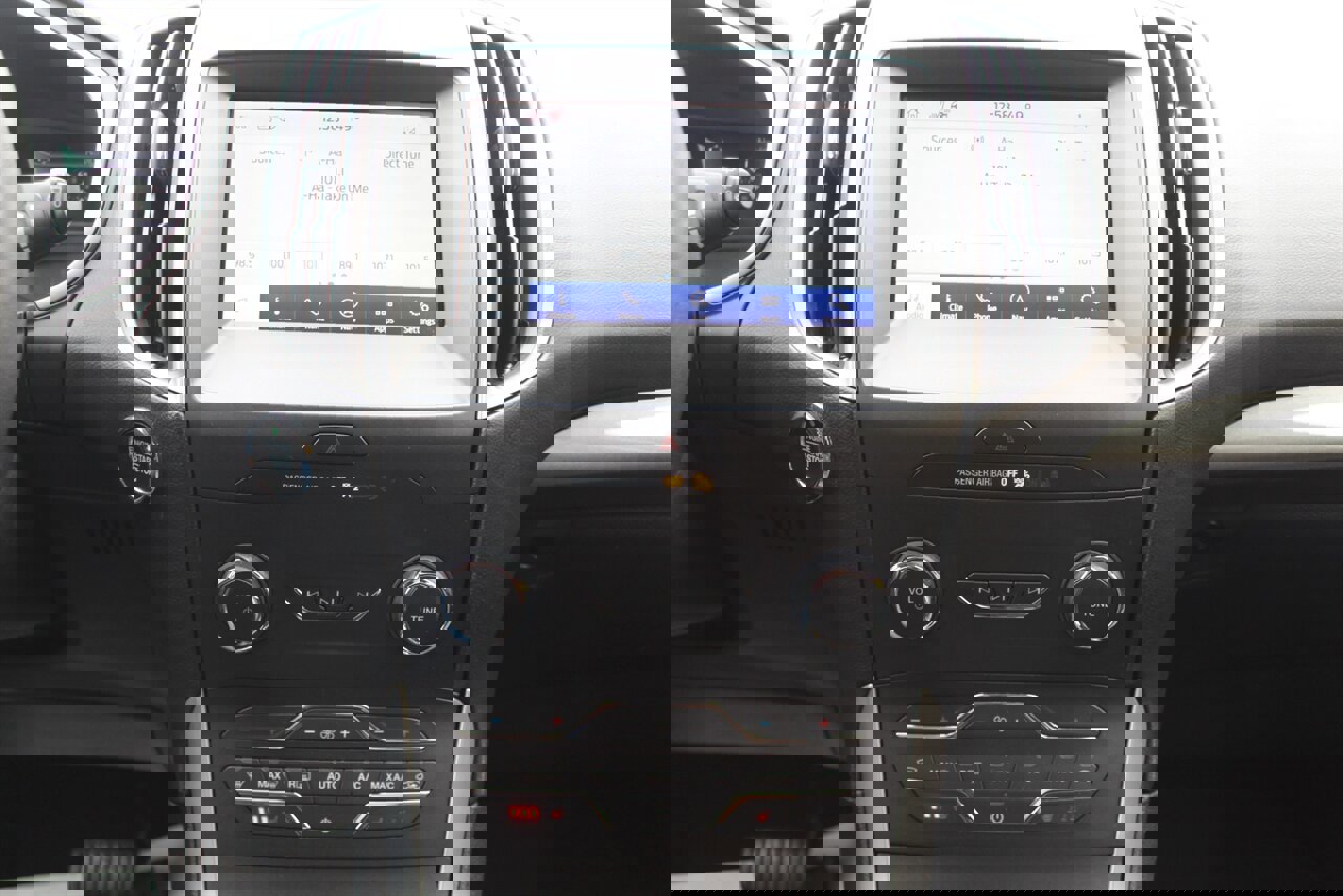 Used 2020 Ford Edge SEL w/ Convenience Package AWD/4WD image 7