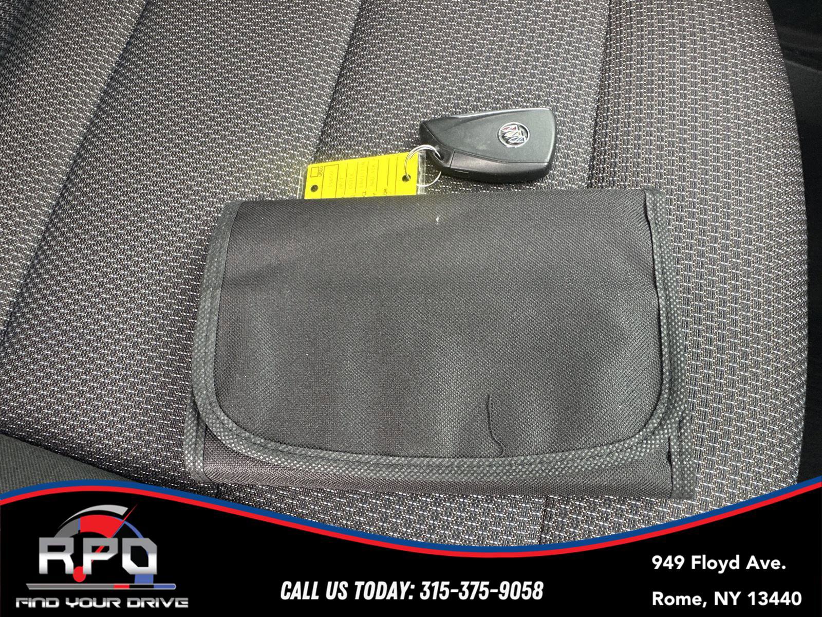 Used 2021 Buick Envision Preferred image 33